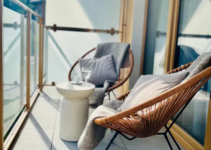 Flowers & Cinnamon Mariental * 스클라르스카포렘바